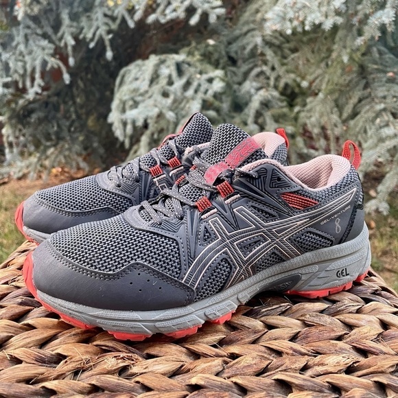 Asics Shoes - Women’s Asics Gel-Venture 8 Gray Silver & Red Running Shoes & Trainers. Size 7